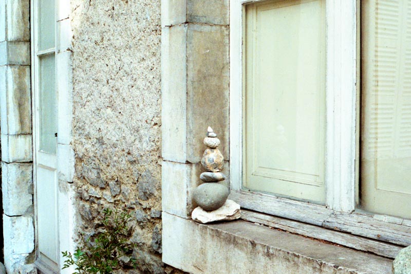 Extrait de la série « Laver les pierres »